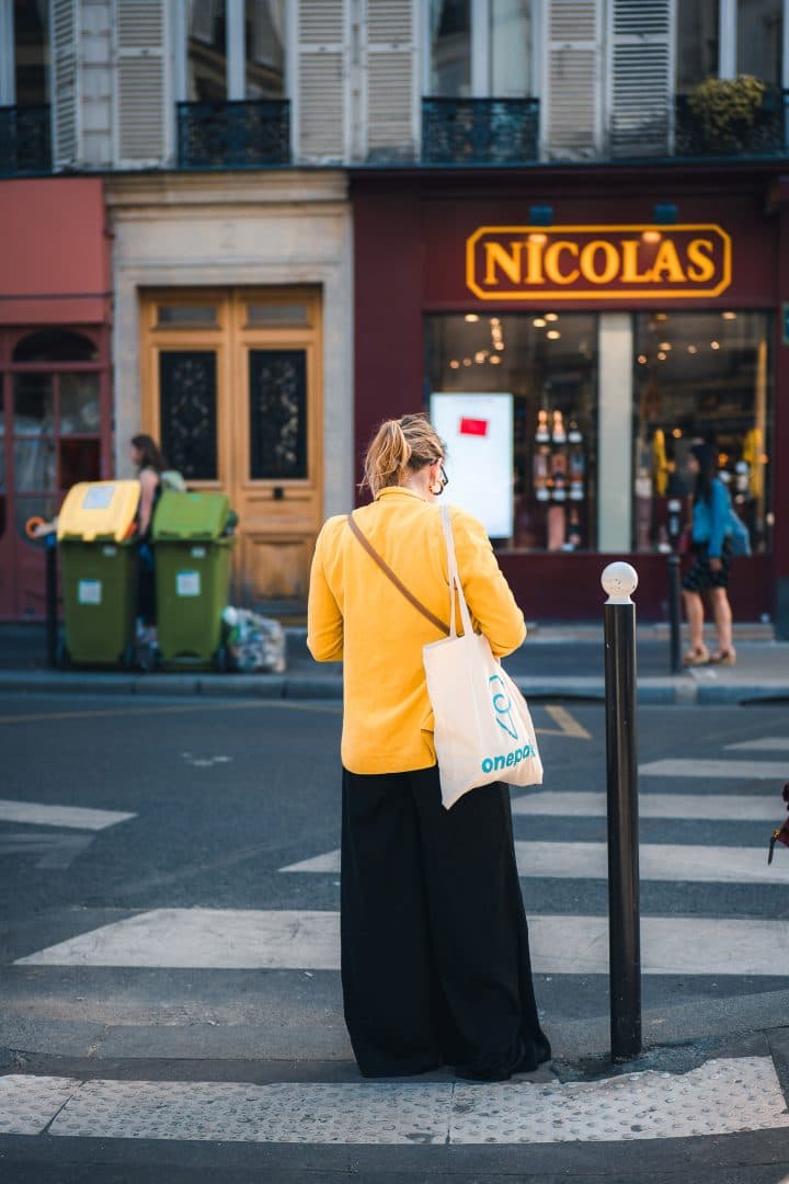 Paris street scene